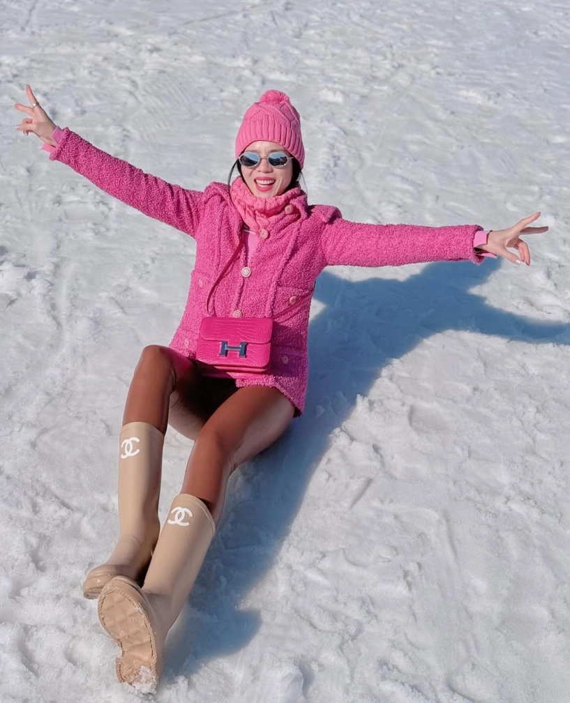 Bộ sưu tập quần kéo dài chân của lệ quyên - 10