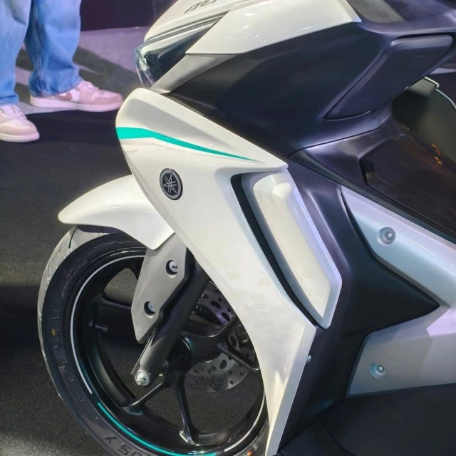 Cận cảnh chi tiết aerox-e phiên bản xe điện của nvx 155 vừa được yamaha ra mắt - 7