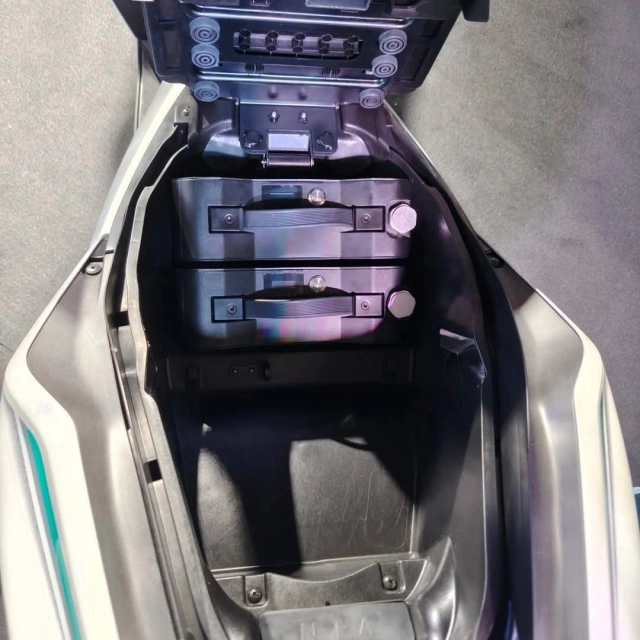 Cận cảnh chi tiết aerox-e phiên bản xe điện của nvx 155 vừa được yamaha ra mắt - 16