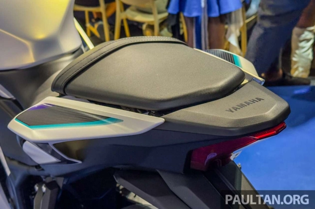 Cận cảnh yamaha yzf-r25 2026 vừa ra mắt - tiểu r1 trong tim anh em đam mê sportbike - 7