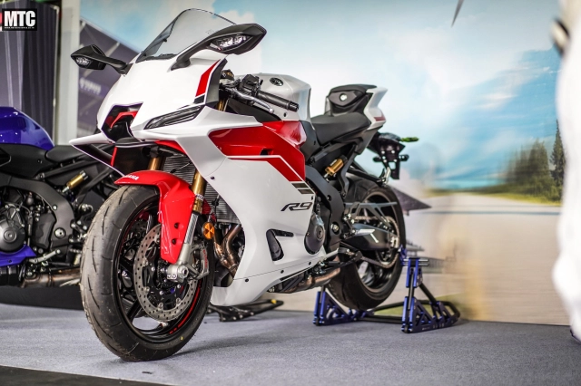Cận cảnh yamaha yzf-r9 2025 - khi mảnh ghép còn thiếu của dòng r cuối cùng đã xuất hiện - 3