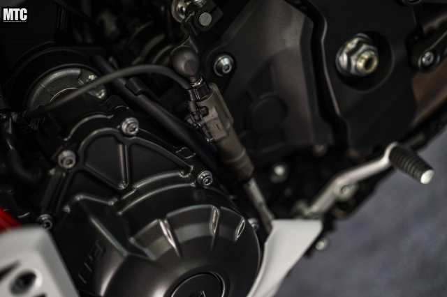 Cận cảnh yamaha yzf-r9 2025 - khi mảnh ghép còn thiếu của dòng r cuối cùng đã xuất hiện - 19