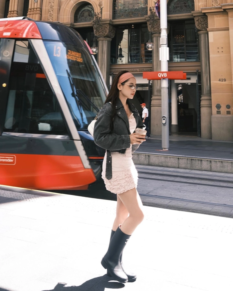 Chi pu được khen mặc đẹp với đồ bình dân mùa lạnh - 4