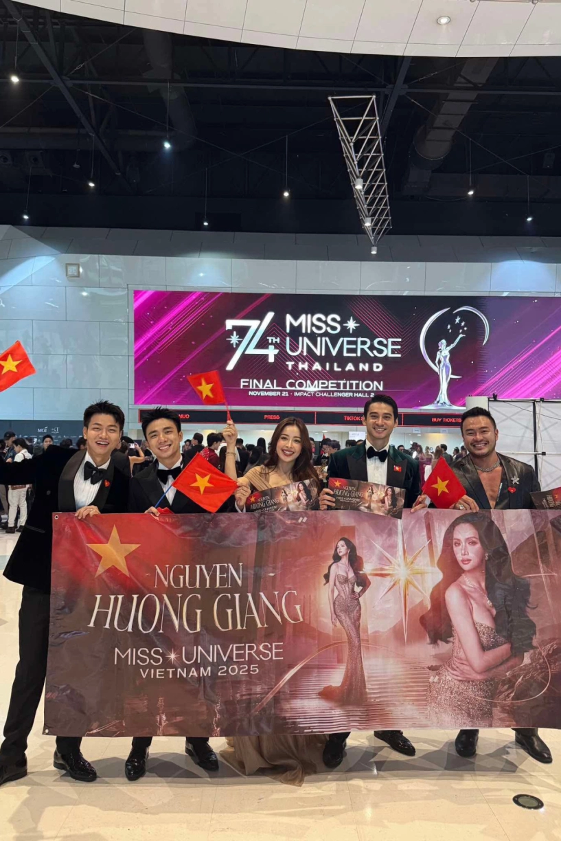 Chi pu xách túi hơn 600 triệu đồng khi đi cổ vũ hương giang - 1