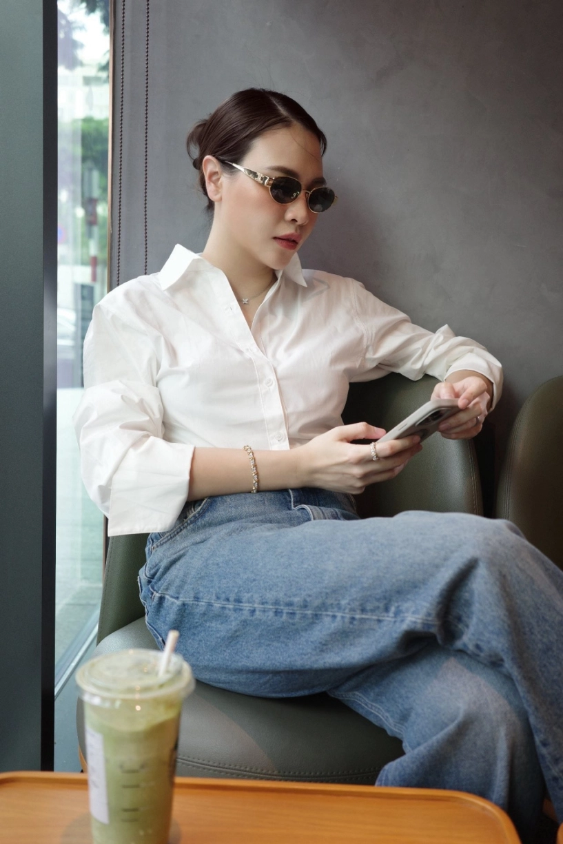 Đàm thu trang được khen mix đồ đơn giản mà sang - 5