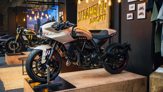 Ducati mang hai viên ngọc scrambler đến london có thể sắp thành hàng thật - 3
