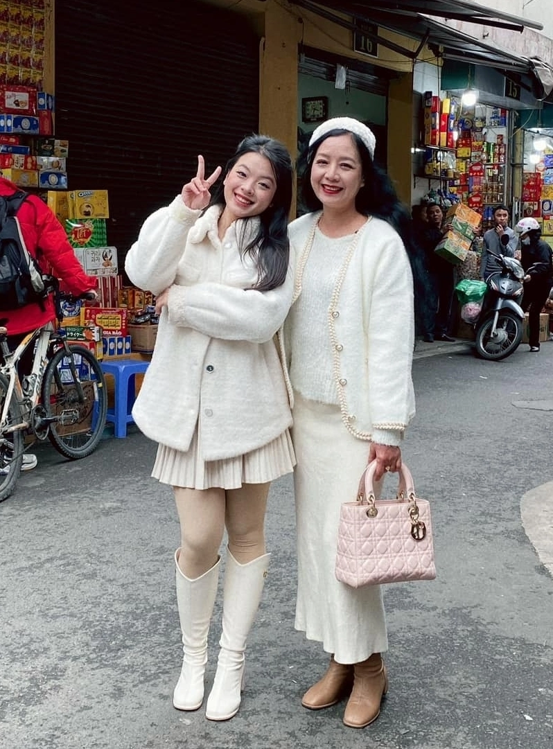 Gu mặc của con gái út nghệ sĩ chiều xuân - 9