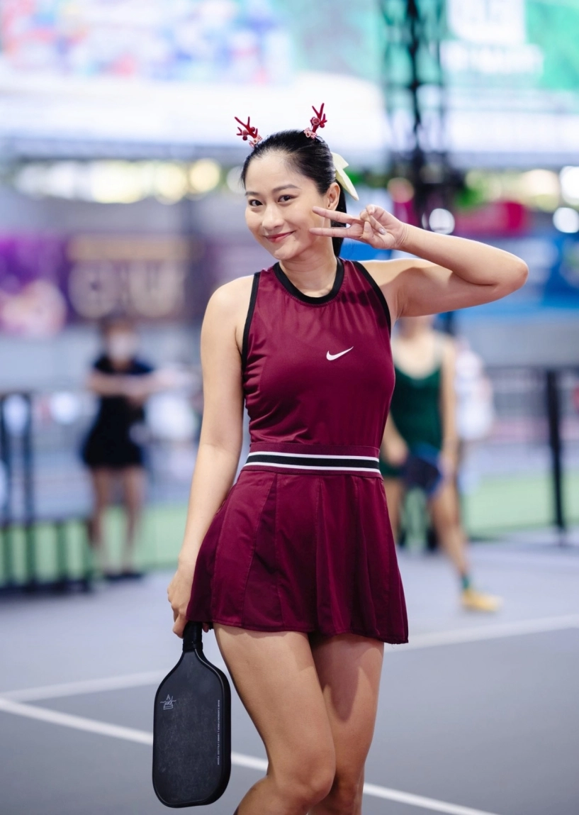 Gu mặc của vợ nghệ sĩ việt anh - 2