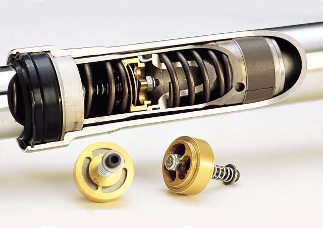 Hệ thống phuộc điện tử đồ chơi công nghệ này có thực sự cần thiết - 3