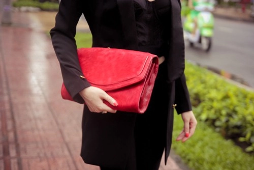 Hh phương nguyễn xuống phố với cây đồ hiệu ngàn đô - 8