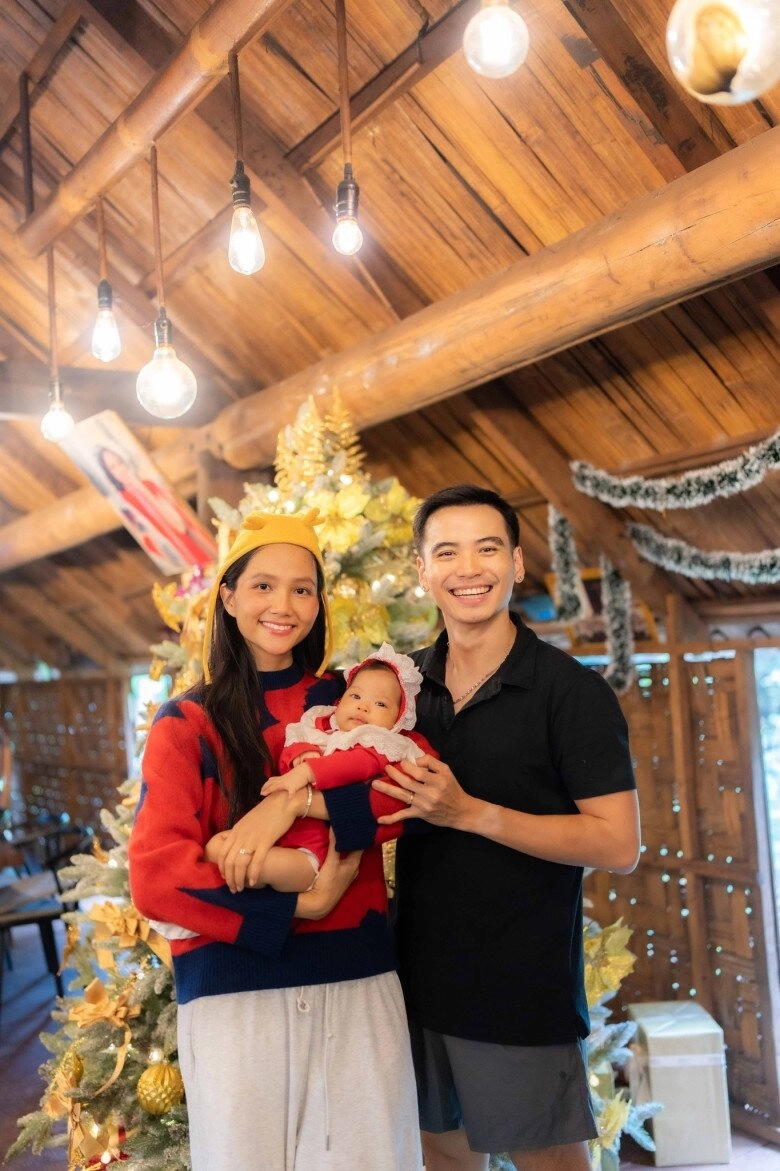 Hhen niê lần đầu trở lại showbiz sau 2 tháng sinh con sắc vóc quá slay khác hẳn khi ở nhà làm mẹ bỉm - 14