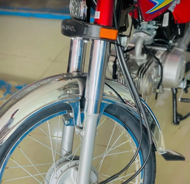 Hình ảnh chi tiết chiếc xe côn tay 13 triệu đồng của honda tại đại lý - ae thấy hợp lý không nhé - 7