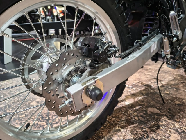 Hình ảnh chi tiết của yamaha wr125r hoàn toàn mới được trưng bày tại eicma 2025 - 12