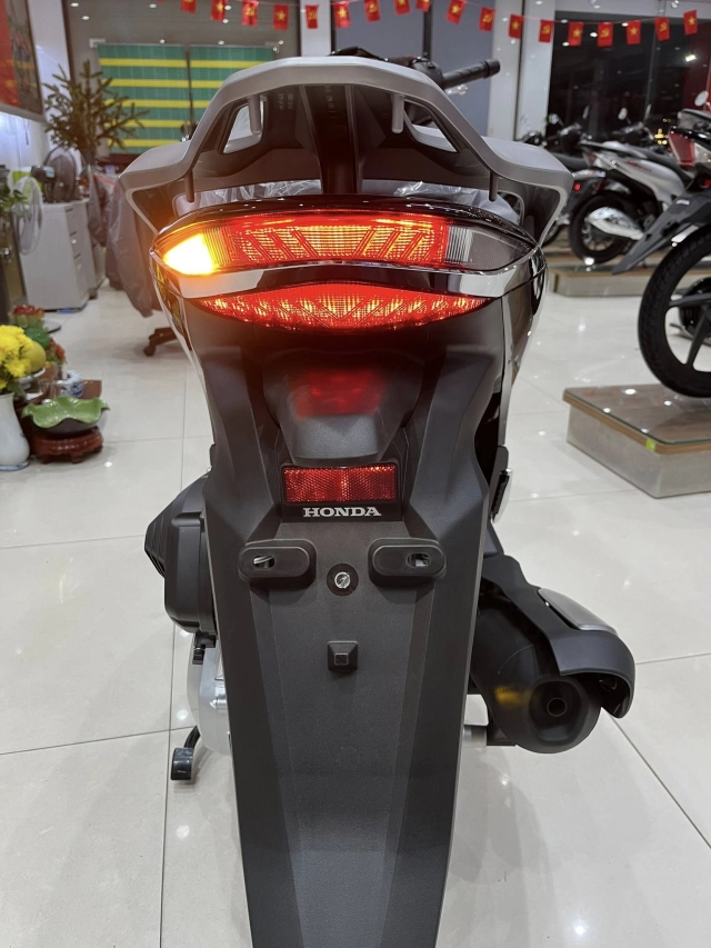 Hình ảnh thực tế honda sh 2026 đã có mặt tại đại lý sớm hơn dự kiến - 21