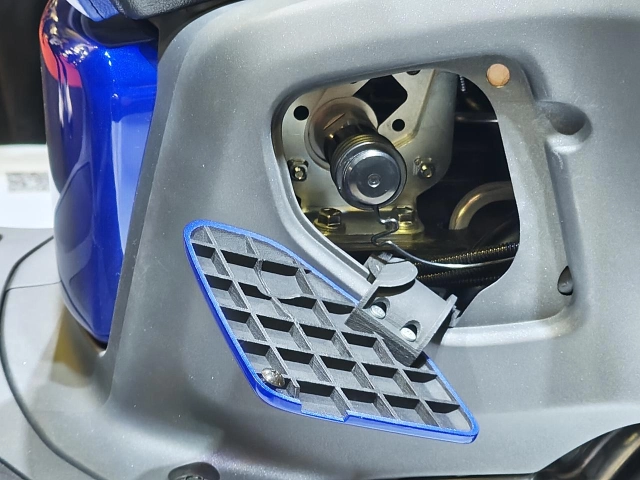 Hình ảnh thực tế yamaha h2 buddy porter chiếc xe ga chạy bằng hydro tại japan mobility show 2025 - 12