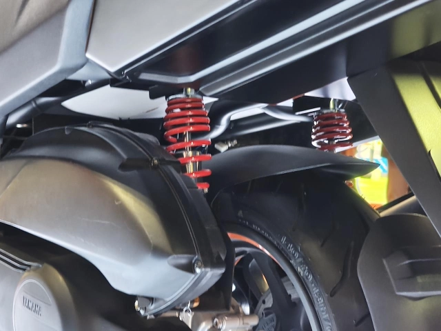 Hình ảnh thực tế yamaha h2 buddy porter chiếc xe ga chạy bằng hydro tại japan mobility show 2025 - 16