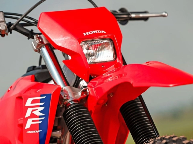 Honda crf300f 2026 vừa ra mắt với giá bán ngang ngửa sh160i ở nước ta - 1