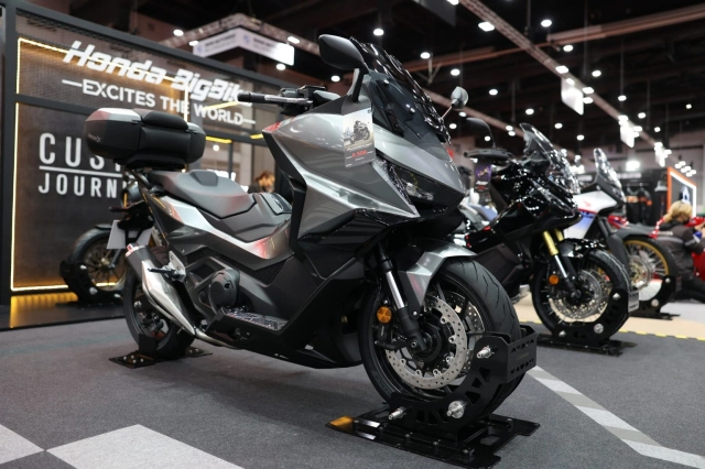 Honda forza750 custom special edition sang tiện và đúng chất beyond the sport tourer - 3