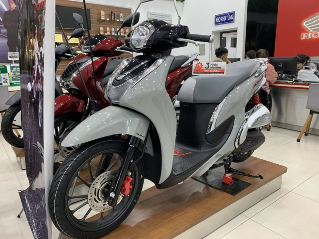 Honda việt nam tri ân khách hàng mua xe sh mode với nhiều ưu đãi hấp dẫn - 4