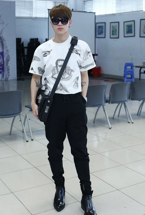 Hot boy mê unisex sành điệu với màu đen - trắng - 2