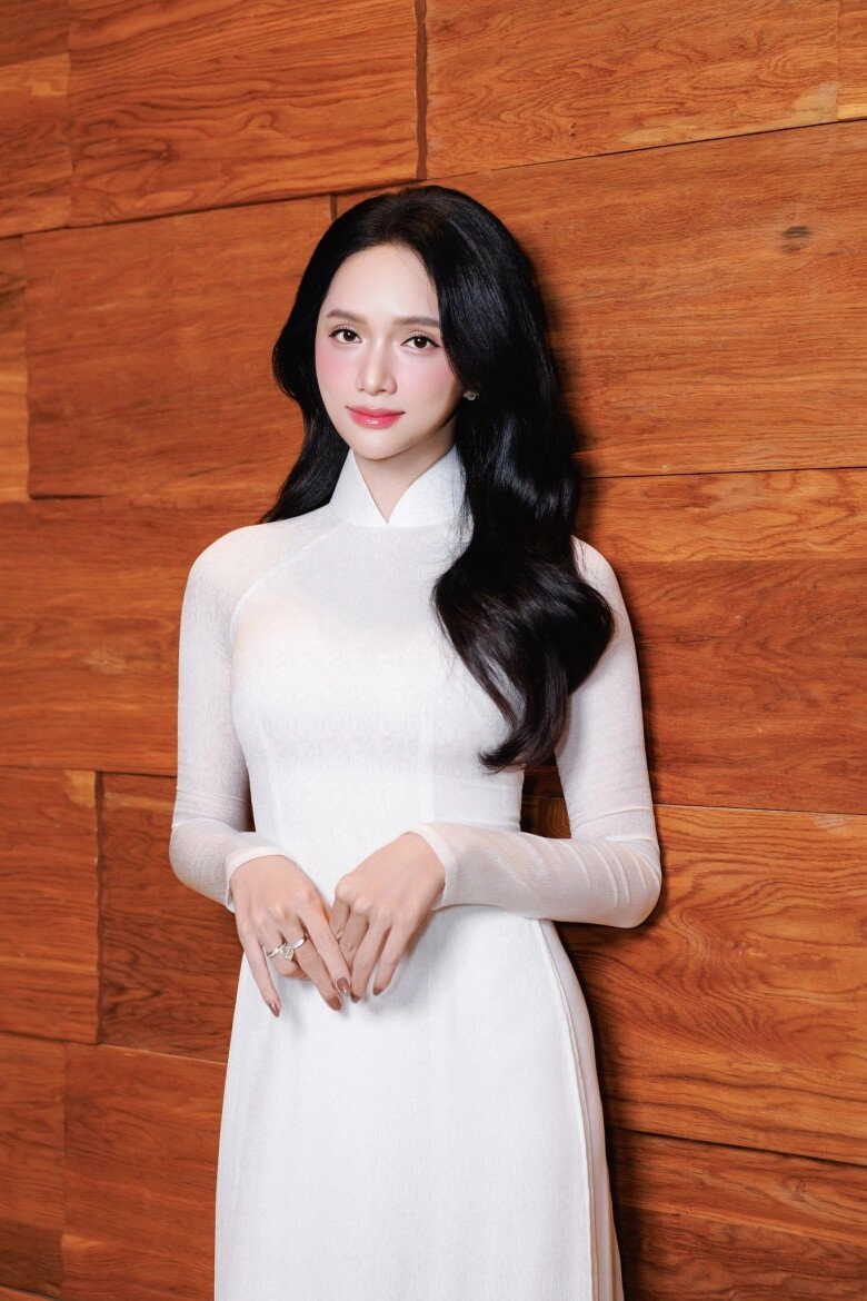 Hương giang làm điều chưa từng có tiền lệ tại miss universe - 3