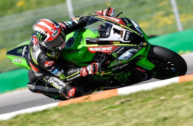 Jonathan rea một huyền thoại worldsbk chính thức giải nghệ - 6