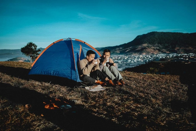 Khi chuyện tình yêu lãng mạn bật nhất vbiz được đưa vào những thiết kế đậm chất retro - 11