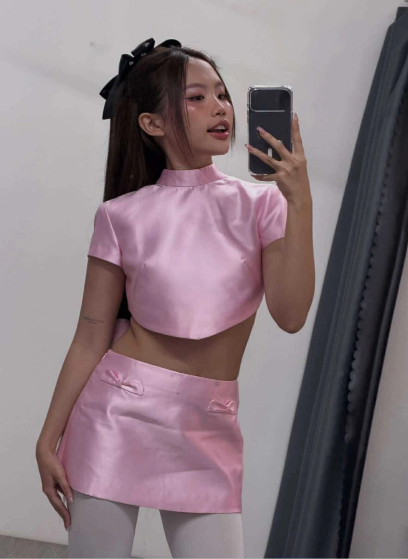 Không còn chị bảy ngoan hiền phương mỹ chi nay khiến netizen ngỡ ngàng - 3