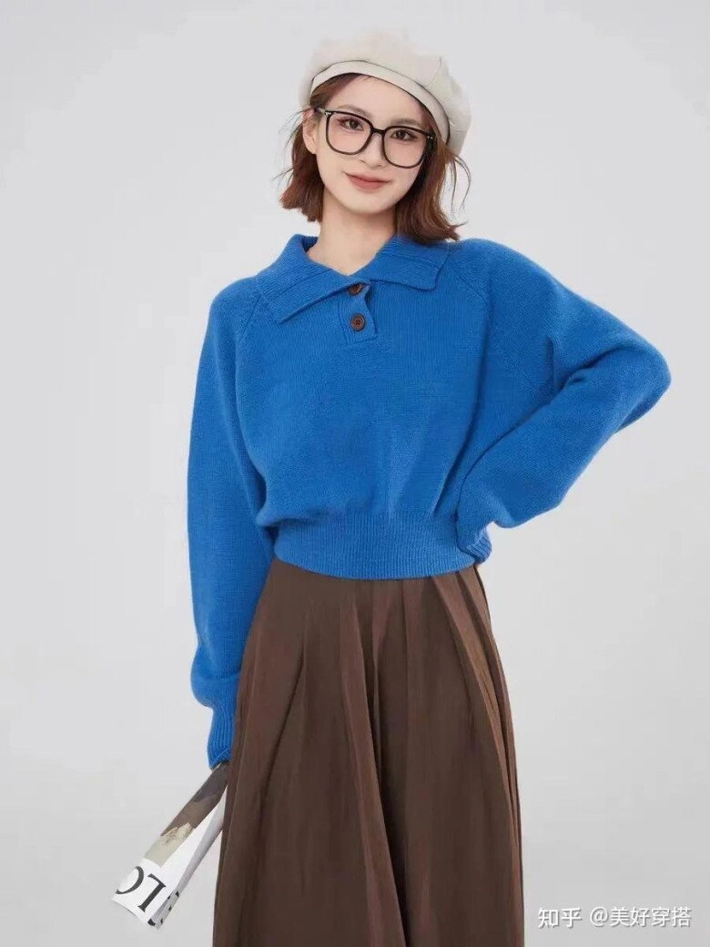 Không phải đen trắng hay xám đây là 5 màu áo len đẹp nên sắm mùa thu đông vừa trẻ trung lại không kén da - 2
