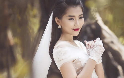 Lan hương làm cô dâu trốn trong rừng hoang - 3