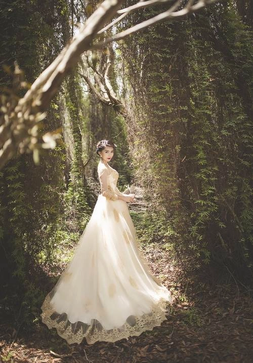 Lan hương làm cô dâu trốn trong rừng hoang - 11