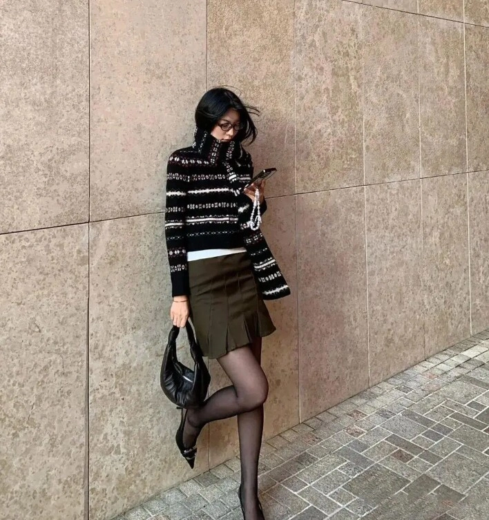 Lạnh này mặc gì đi làm 20 outfit ruột của các blogger thời trang cao dưới 1m60 mà hack dáng như 1m70 - 12