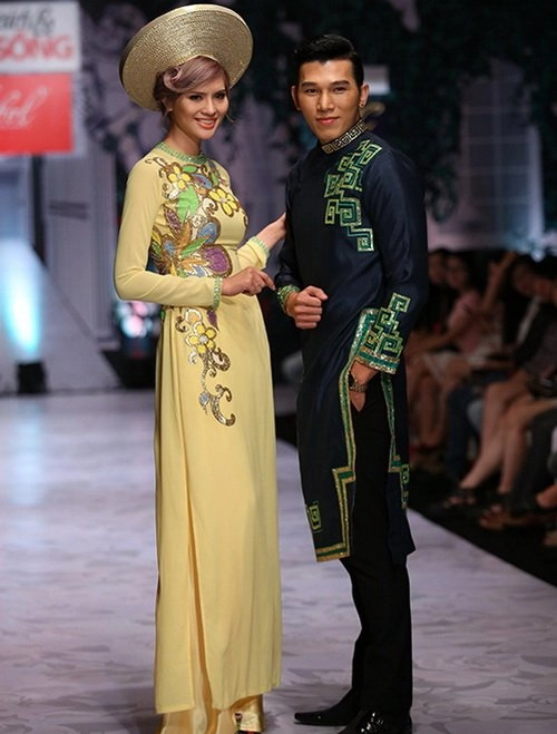 Lê phương quấn quýt trong vòng tay tình cũ - 12