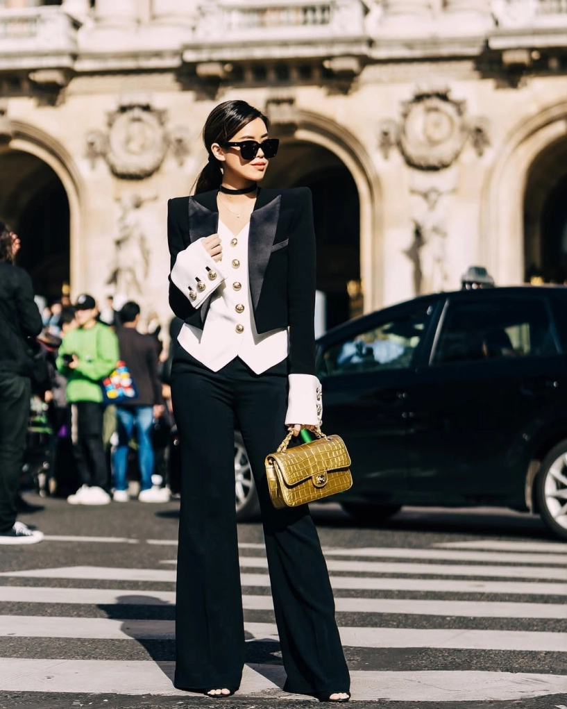 Loạt phụ kiện chục tỷ đồng của công chúa hàng hiệu tiên nguyễn - 13