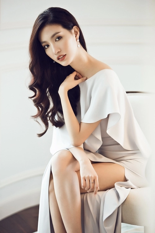 Mc mỹ linh gợi ý chọn váy dự tiệc cho mùa lễ hội - 6