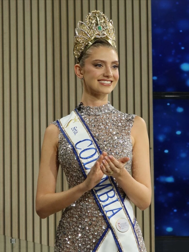 Miss international 2025 visual như xé truyện bước ra gu ăn mặc chanh sả khó ai bằng - 4