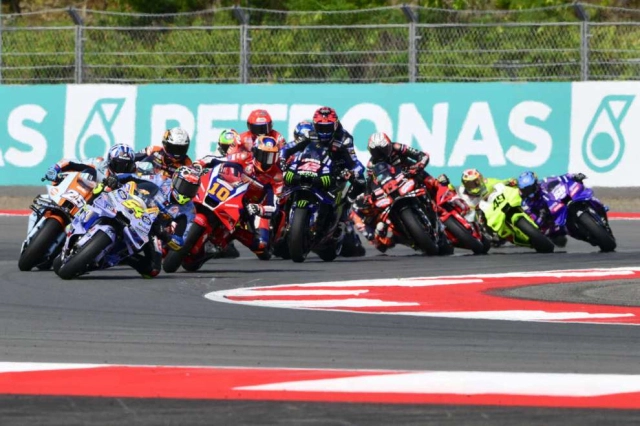 Motogp indonesia gp fermin aldeguer thống trị khi marc marquez gặp tai nạn - 5