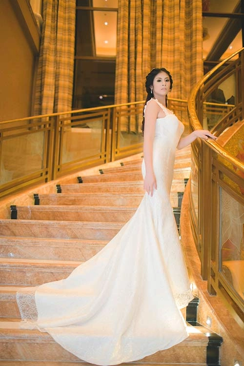 Ngọc hân lộng lẫy dự tiệc với váy cây nhà lá vườn - 6