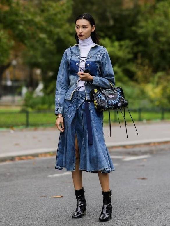 Những đôi giày đa năng bạn nên ưu tiên mua sớm để phối trang phục hằng ngày - 6