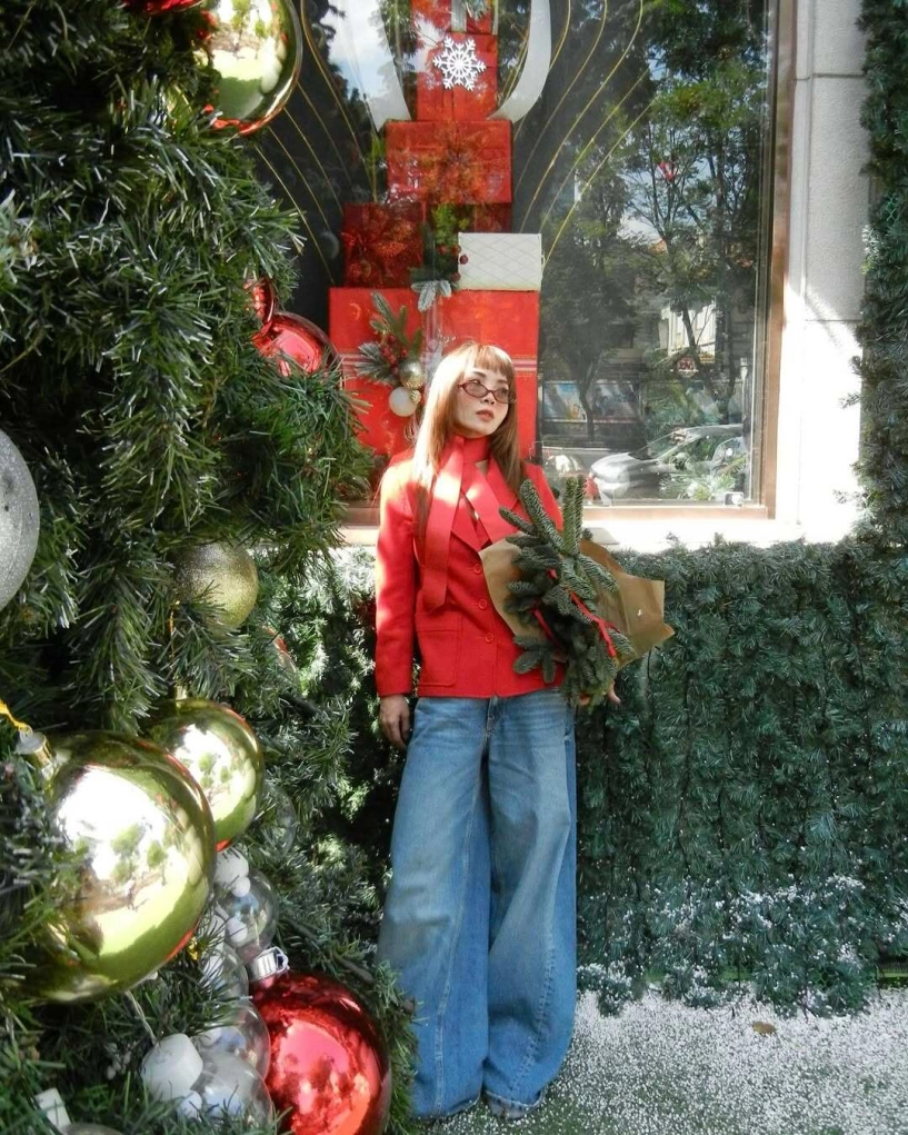 Nữ ca sĩ việt 41 tuổi ăn diện như sách mẫu trẻ mãi không già nhờ mê diện item này - 10