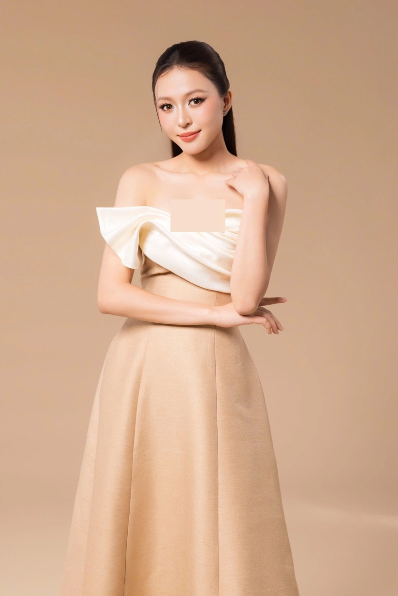 Phong cách thời trang đối lập giữa hương giang - kiều duy - 6