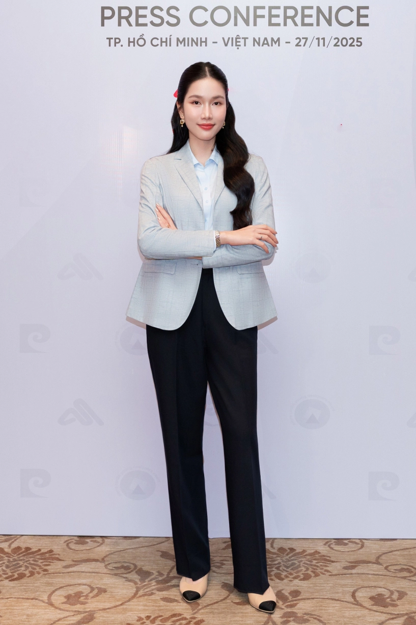 Phương anh lại mai hoa đối lập phong cách - 2