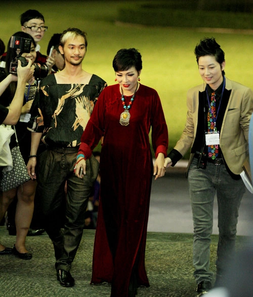 Phương thanh đằm thắm bên thúy vinh nam tính - 2