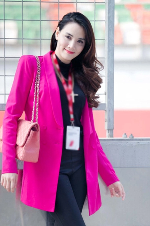 Quần chẽn gây đỏ mặt của trang nhung - 6