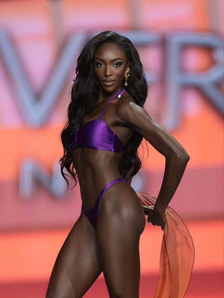 Quyết định không ngờ của đối thủ hương giang tại miss universe 2025 - 6