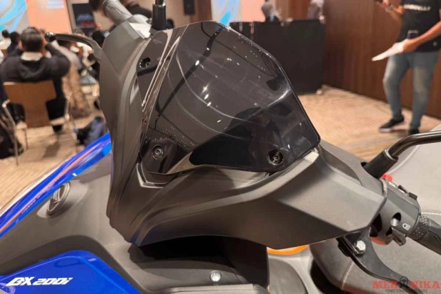 Ra mắt keeway bx200i có giao diện hao hao nvx 155 - sở hữu nhiều trang bị xịn với bình xăng 11 lít - 8