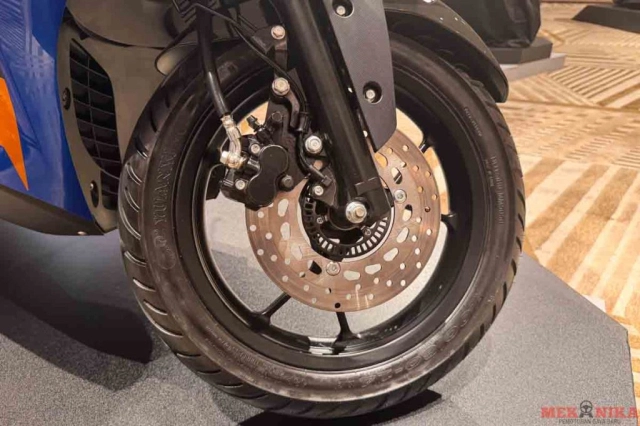 Ra mắt keeway bx200i có giao diện hao hao nvx 155 - sở hữu nhiều trang bị xịn với bình xăng 11 lít - 12