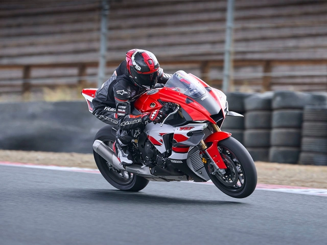 Ra mắt yamaha yzf-r1 2026 khi tốc độ và di sản gặp nhau ở cột mốc 70 năm - 10