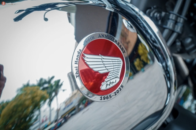 Sờ tận tay phiên bản đặc biệt honda monkey chrome legacy vừa đổ bộ thị trường việt - 6