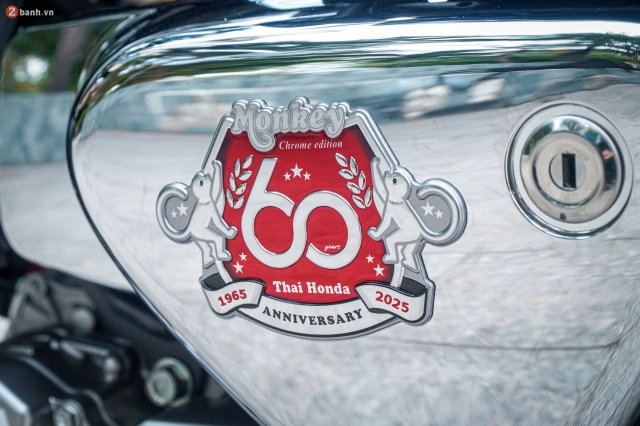 Sờ tận tay phiên bản đặc biệt honda monkey chrome legacy vừa đổ bộ thị trường việt - 7